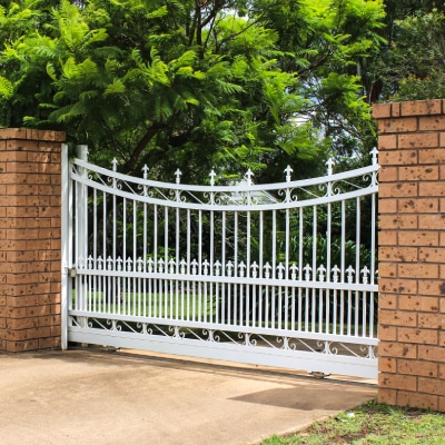 ELECTRIC GATES